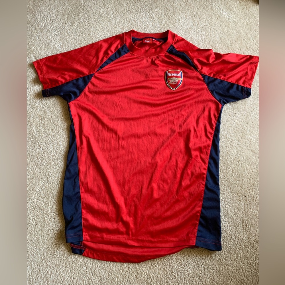 Mens Arsenal red and black jersey